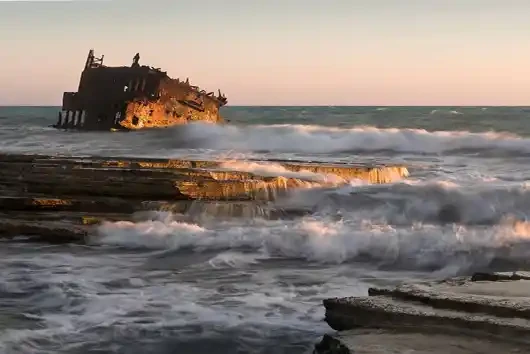 AKROTIRI SHIPWRECK
